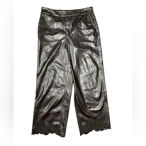 Chicos Faux Leather Cut Out Wide Leg Cropped Pants NWT Womens Size 6 Femme Edgy - Picture 4 of 11